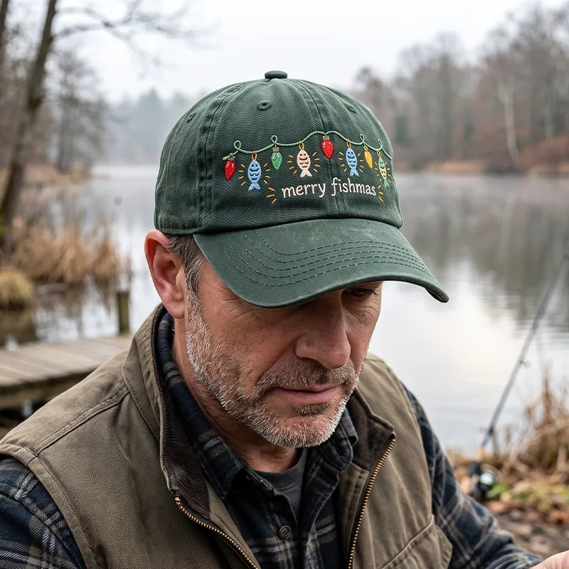 Merry Fishmas Vintage Fishing Christmas Classic Cap